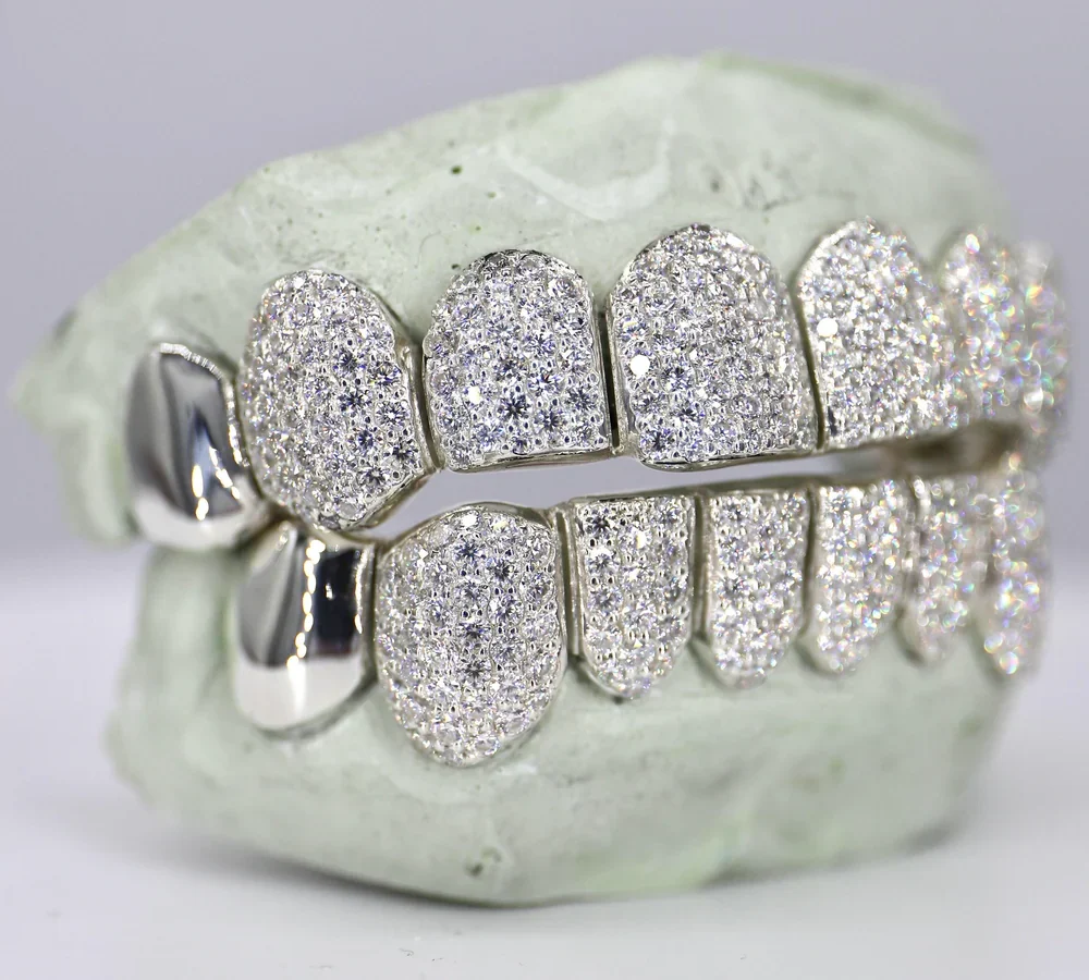 8 On 8 Capped Vvs Moissanite Diamond Grillz
