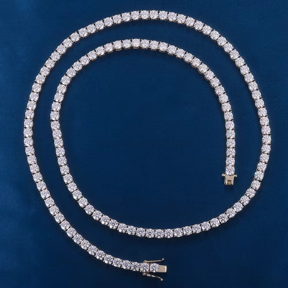 Eternal Flame VVS Moissanite Pendant