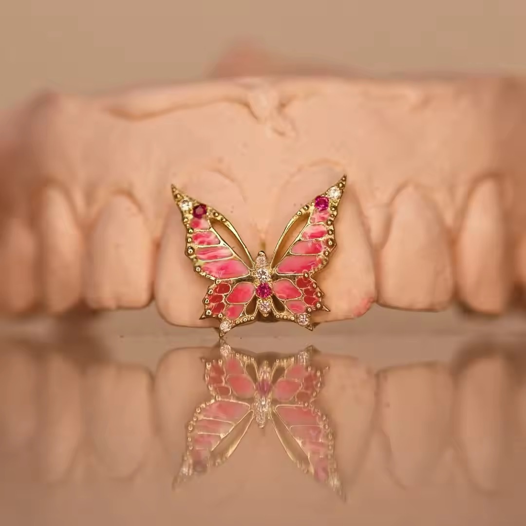 Custom Birthstone Heart Cut Grillz (Luxury Gold Finish) - Image 4