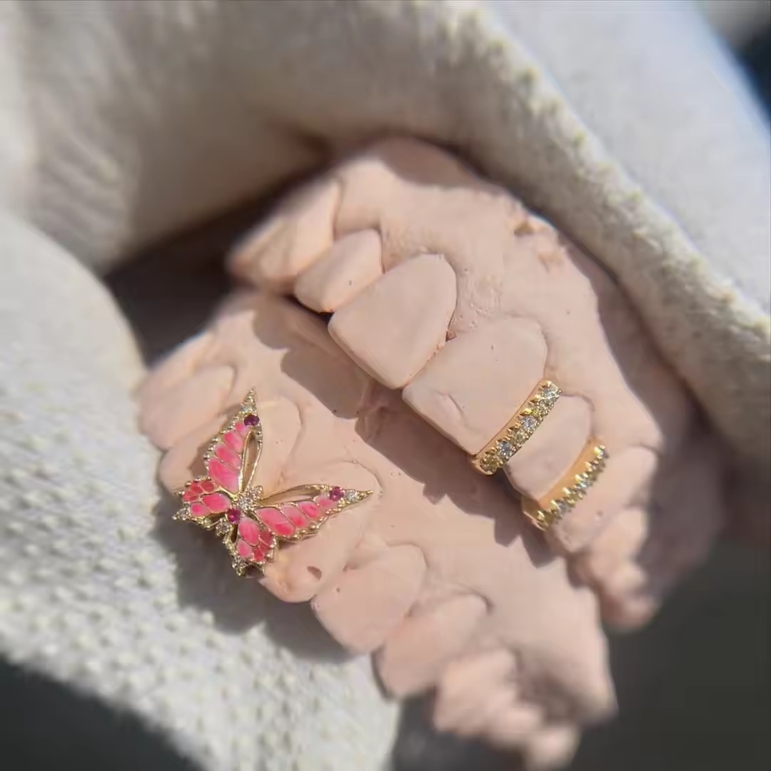 Custom Birthstone Heart Cut Grillz (Luxury Gold Finish) - Image 5